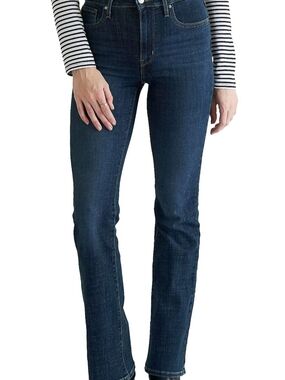 LEVIS 725 Highrise Bootcut Size 30